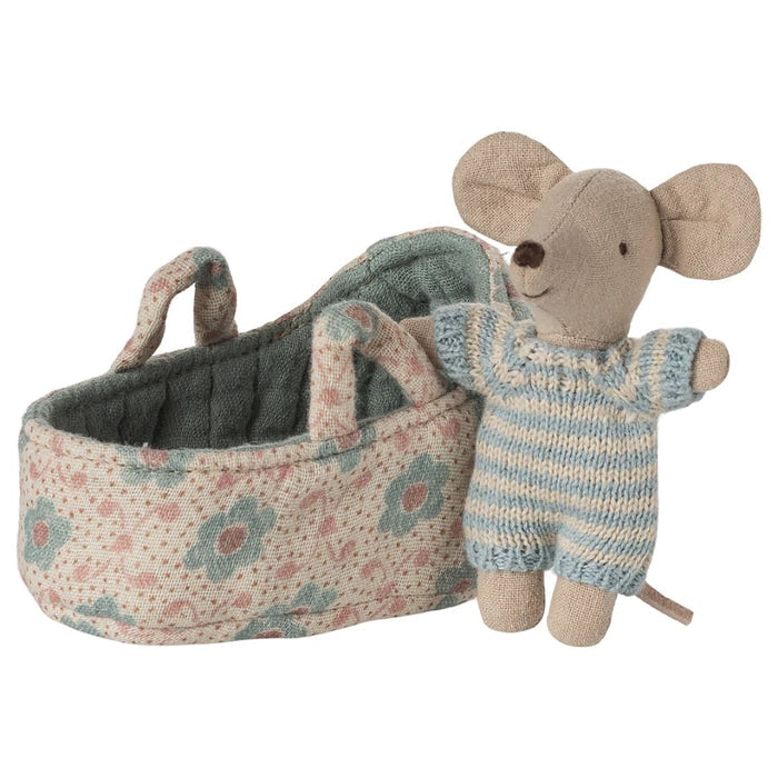 maileg - baby mouse in carry cot blue - winter's moon