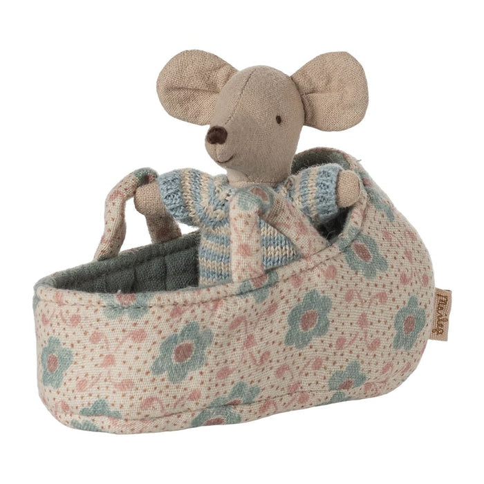 maileg - baby mouse in carry cot blue - winter's moon