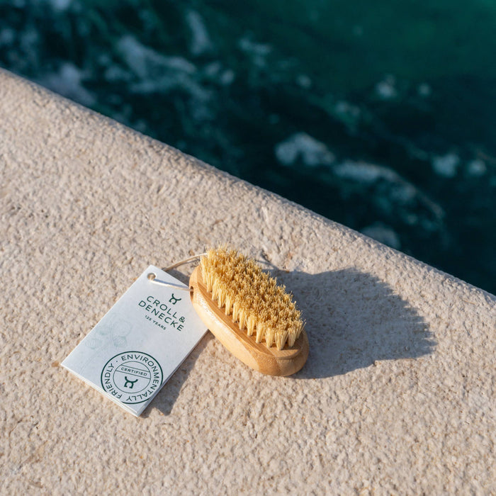 Bamboo Nail Brush