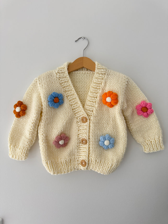 Knitted Flower Cardigan | Cream